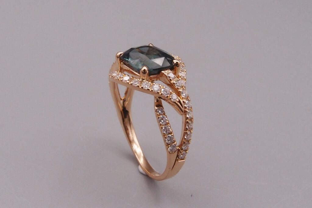 Bague torsades saphir
