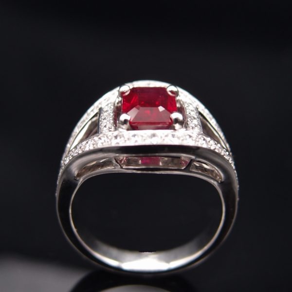 bague rubis moderne
