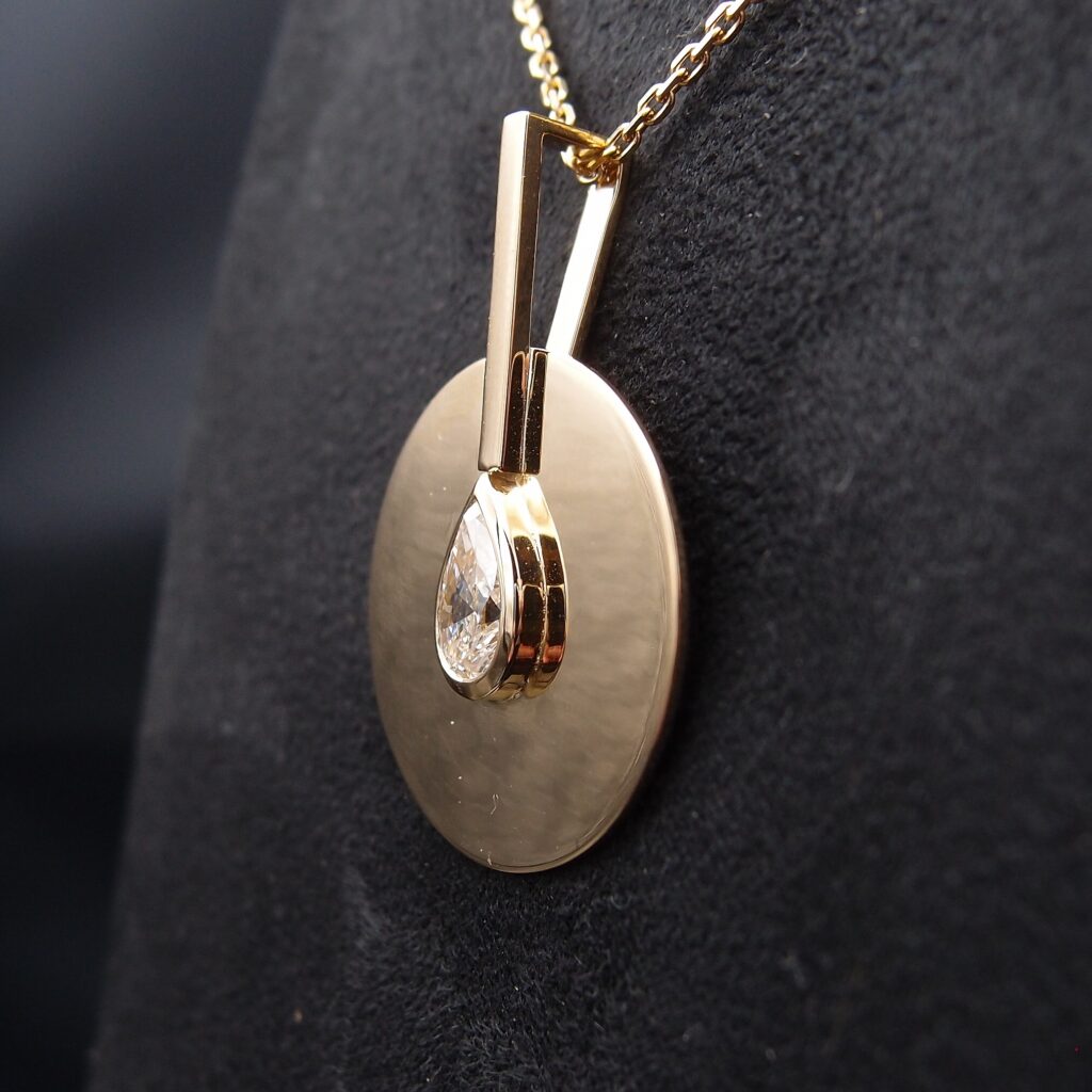 pendentif cible diamant poire