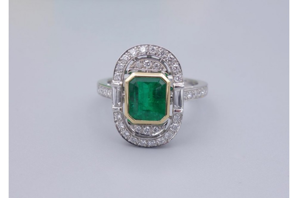 Bague art déco Emeraude et diamants