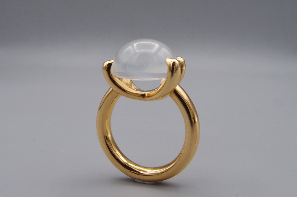 bague or jaune pierre de lune cabochon