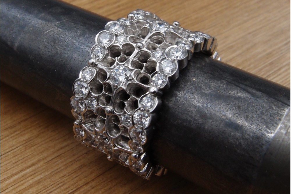 bague dentelle or blanc