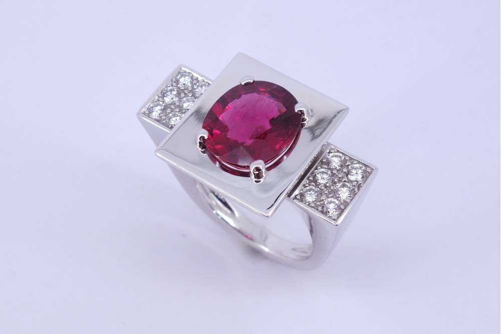 Bague “Elisa” Tourmaline rose et diamants