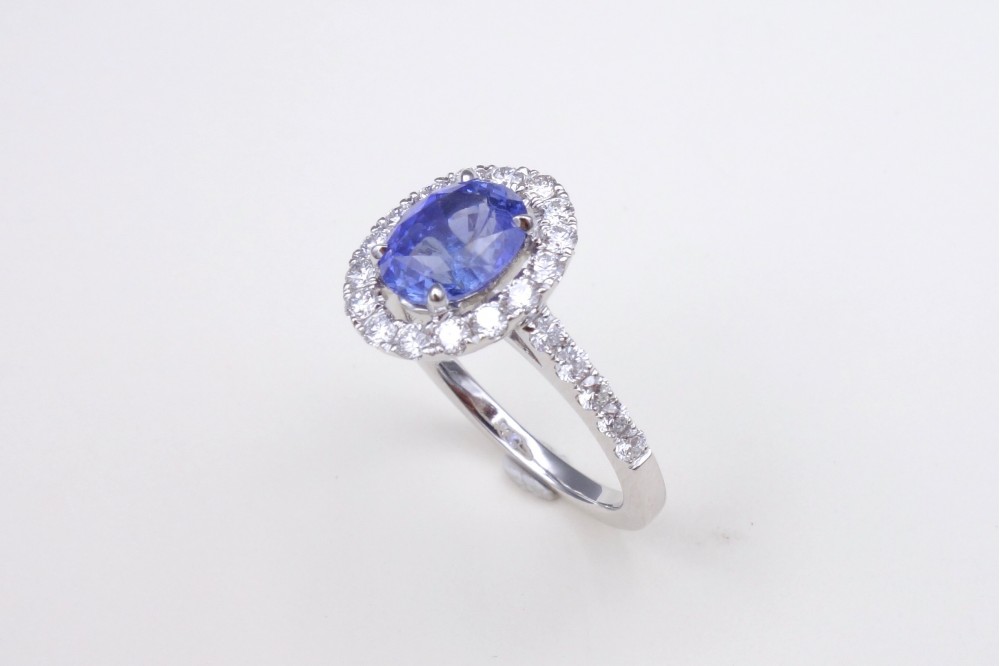Bague “Entourage” Saphir et diamants