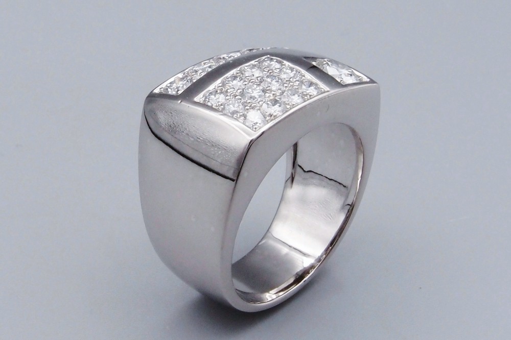 bague tank or blanc 18 carats et diamants