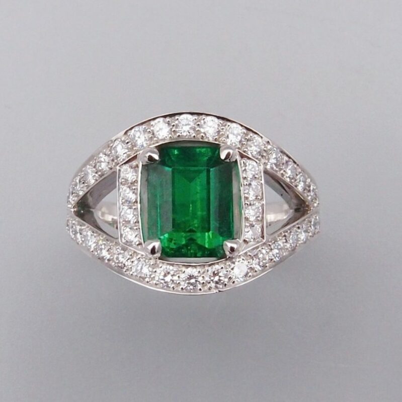 Bague Solitaire Or 18 Carats Avec Diamants - Poids Total 4,53 G Taille 50