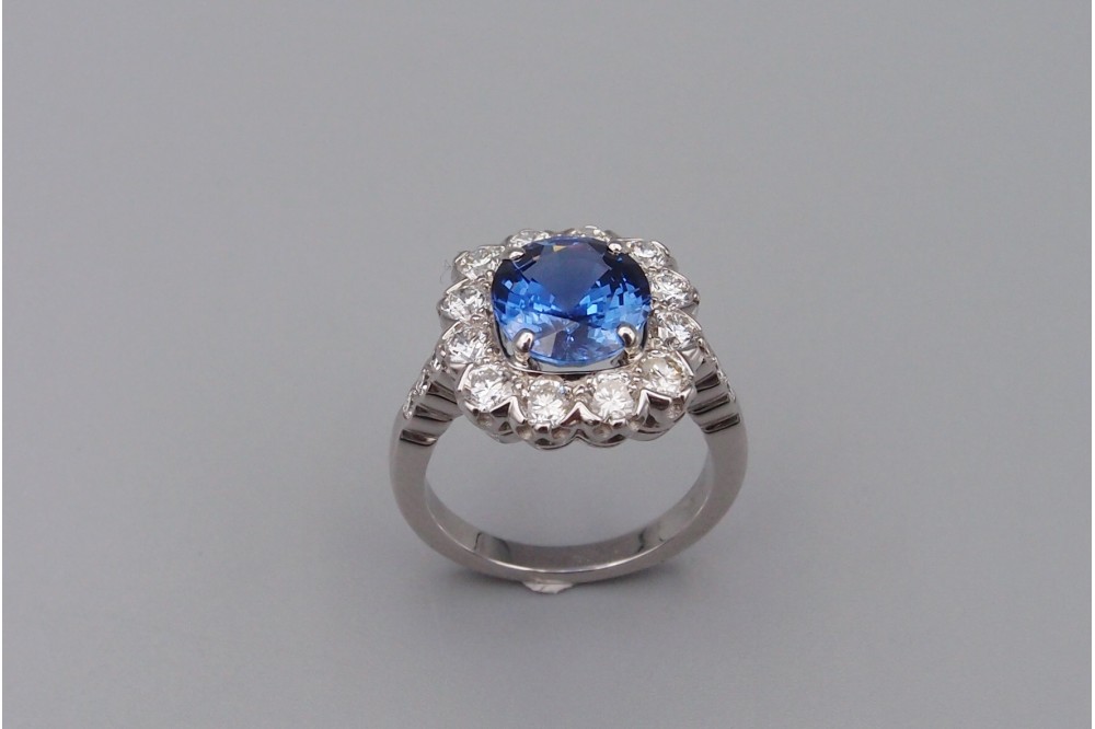 Bague “Pompadour” Saphir et diamants