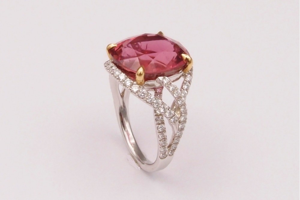 bague tourmaline rose or blanc massif et diamants
