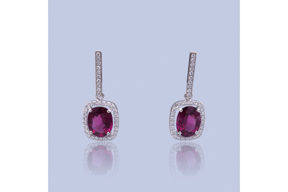 Boucles d’oreilles Rhodolites et diamants