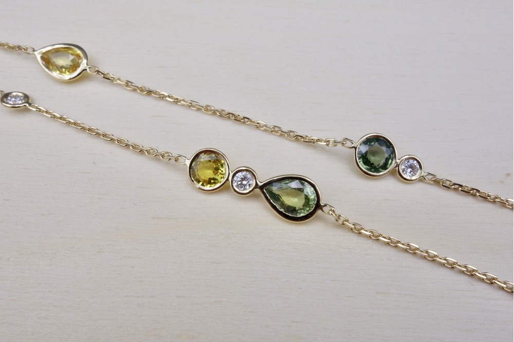 collier sautoir or jaune saphir jaune vert