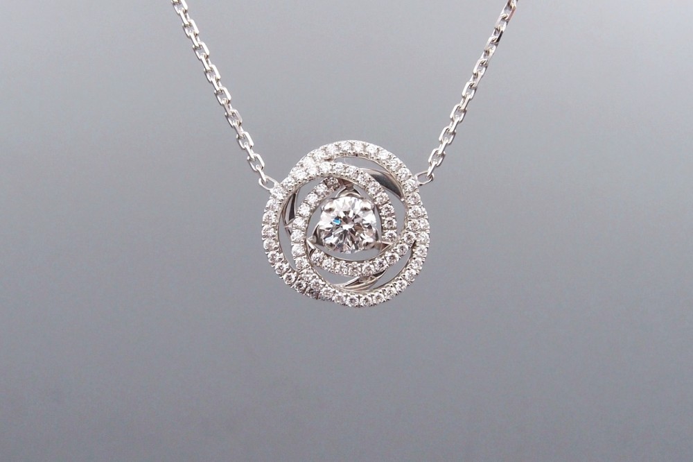 collier pendentif diamant