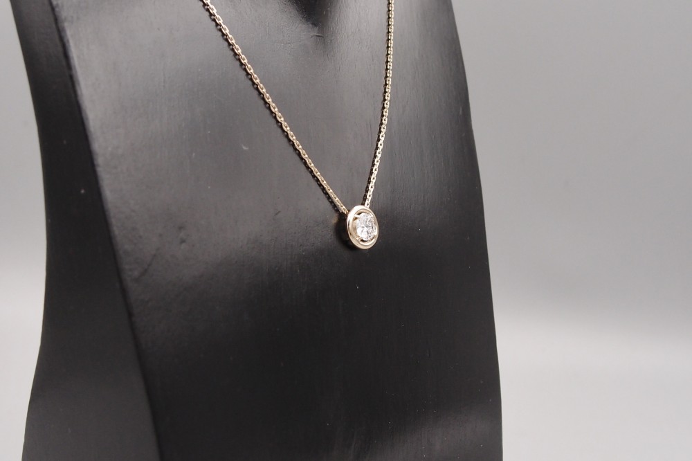 pendentif cercle diamant or jaune