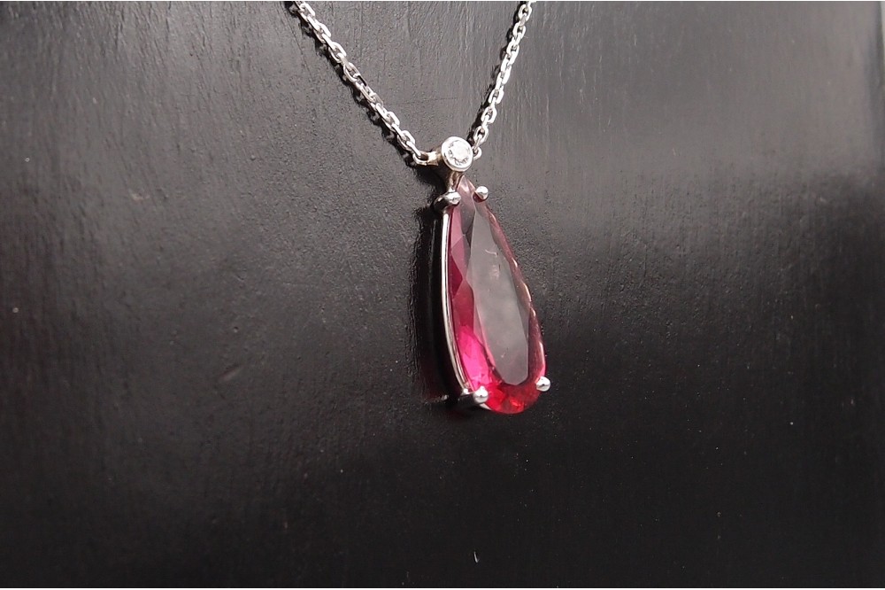 pendentif tourmaline rose diamant