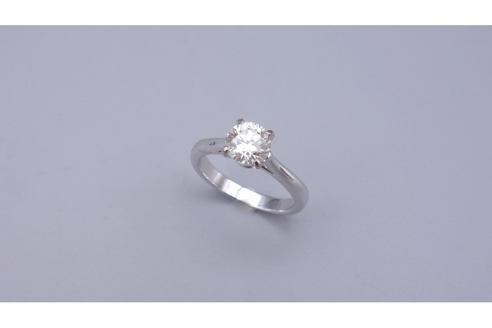 bague de fiançailles solitaire diamant
