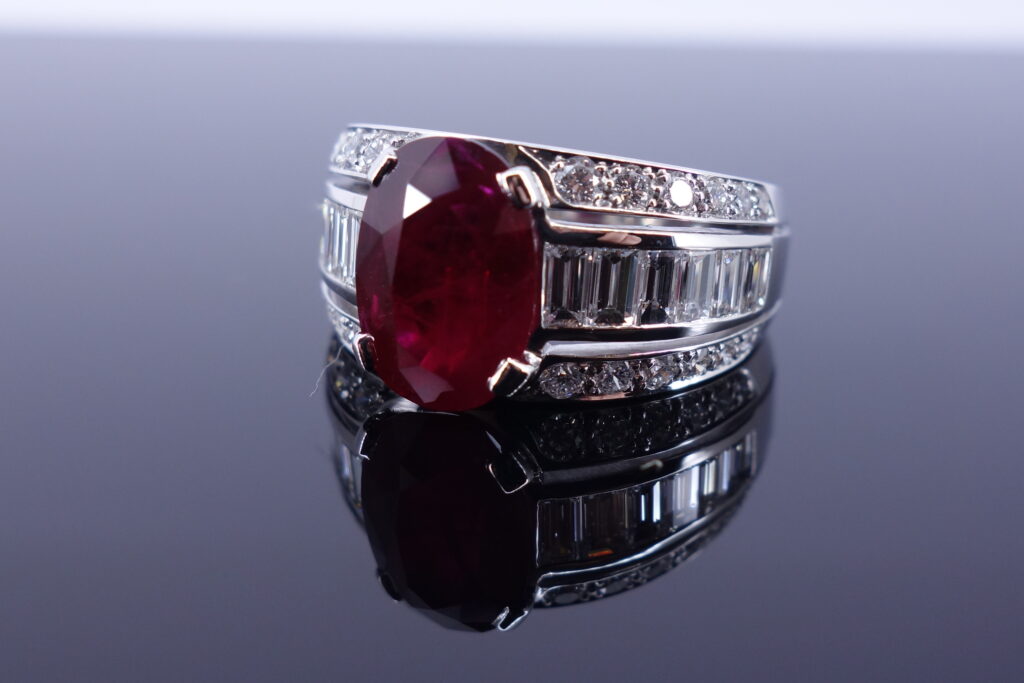 bague rubis diamanys baguette