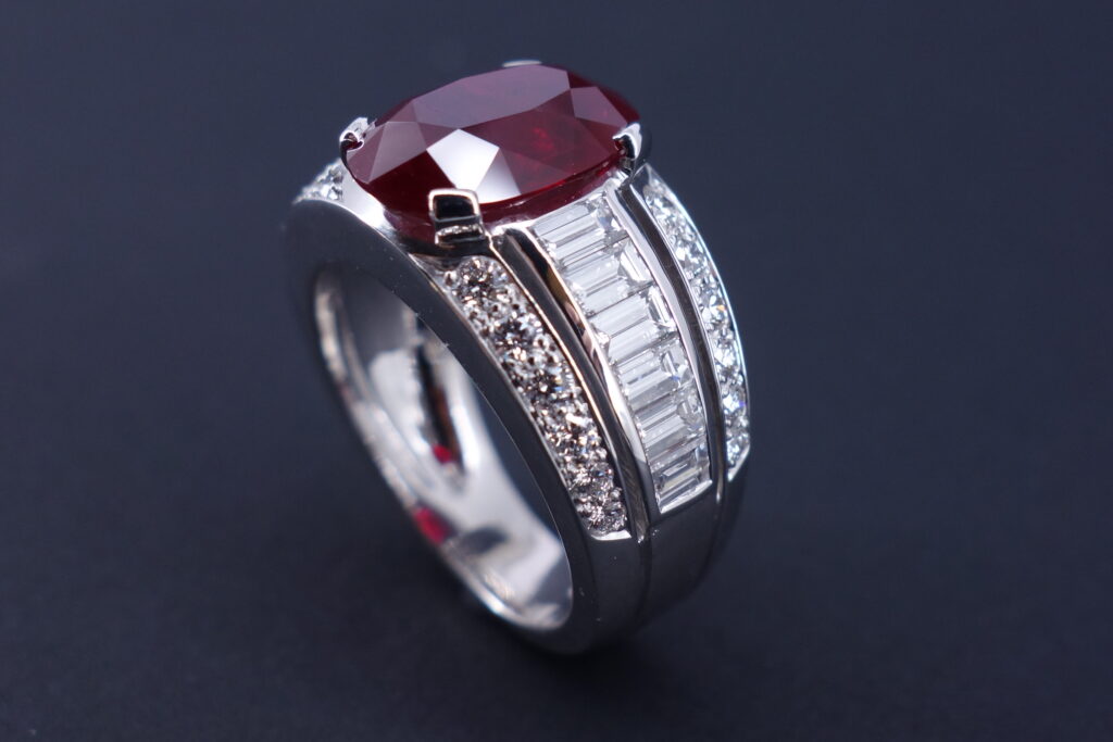 bague rubis et diamants