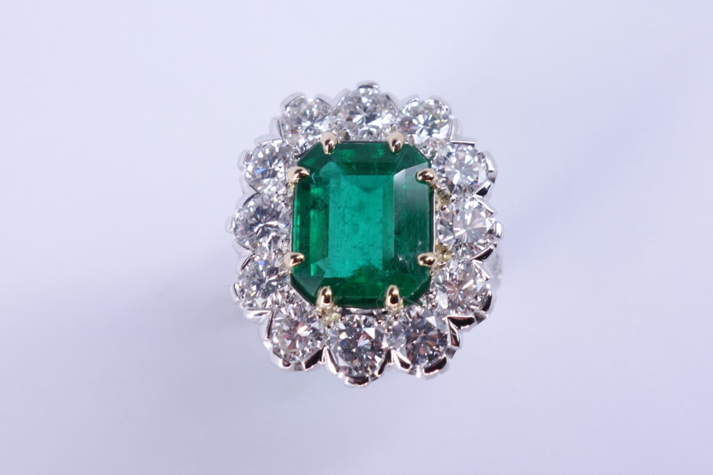 bague marguerite emeraude