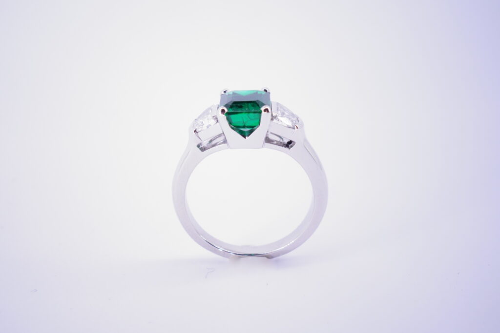 bague émeraude or blanc