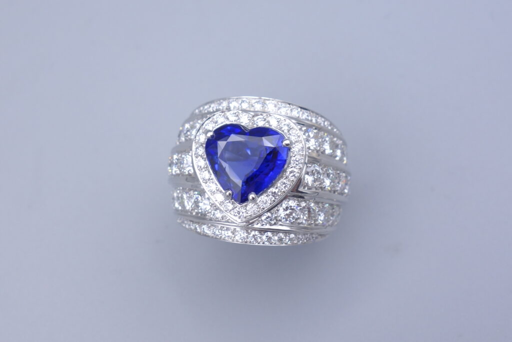 BAGUE « BOULE » SAPHIR TAILLE « COEUR »