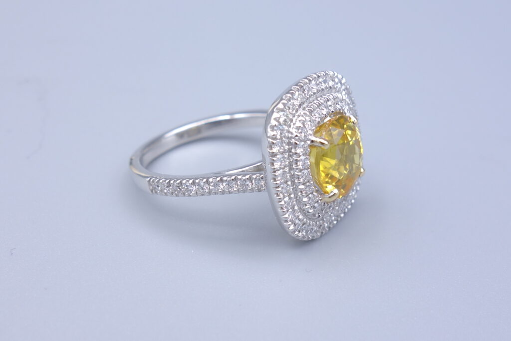 bague saphir jaune