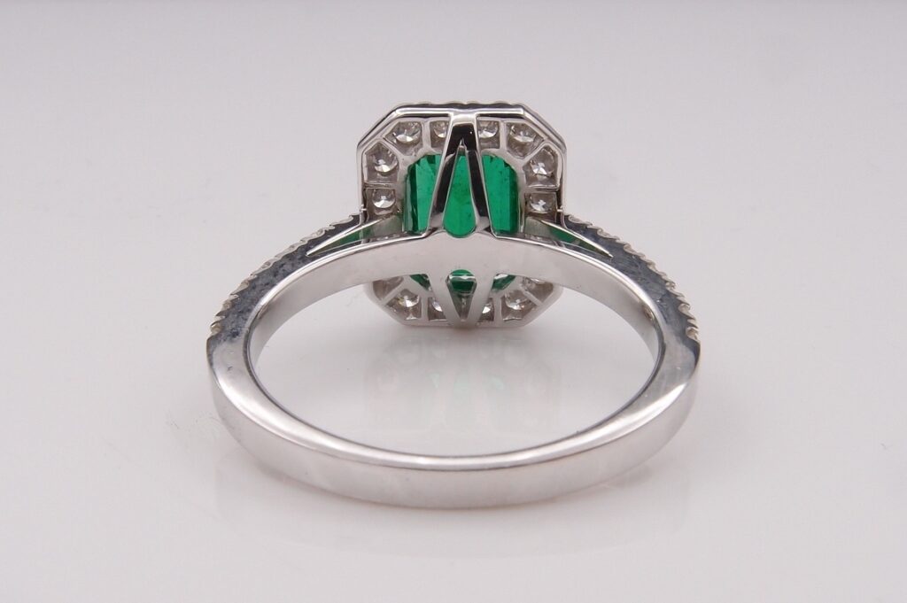 bague saphir diamants or gris