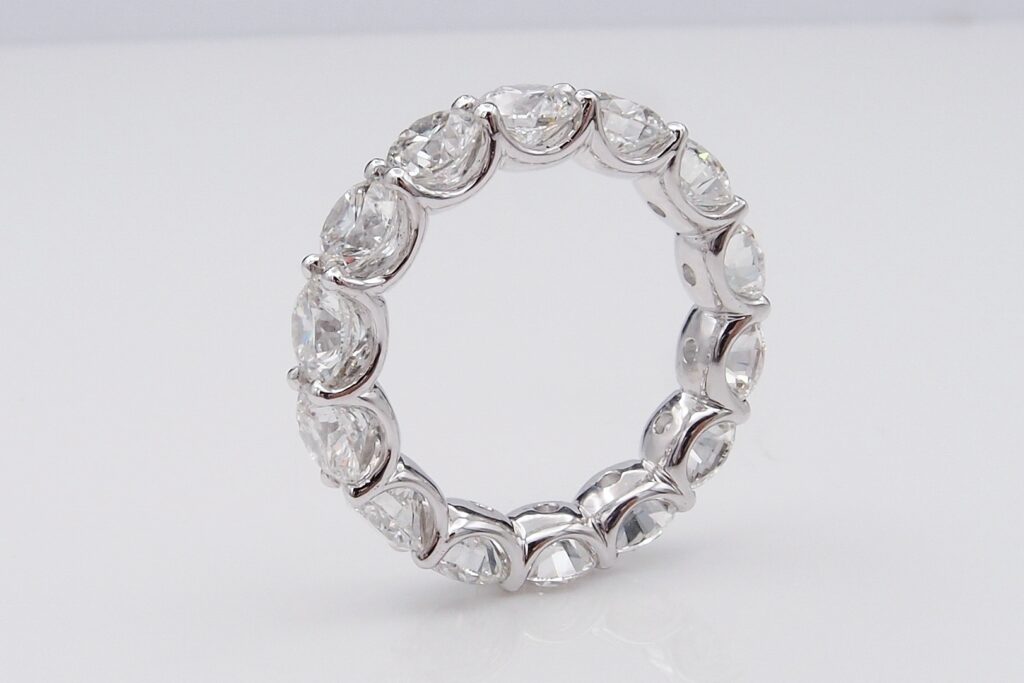 ALLIANCE DIAMANTS « COUPOLE » 5.60 CTS