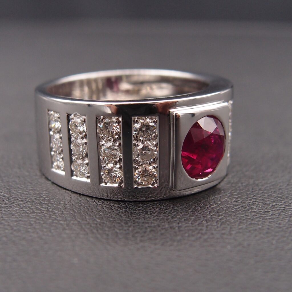 bague tube rubis or gris