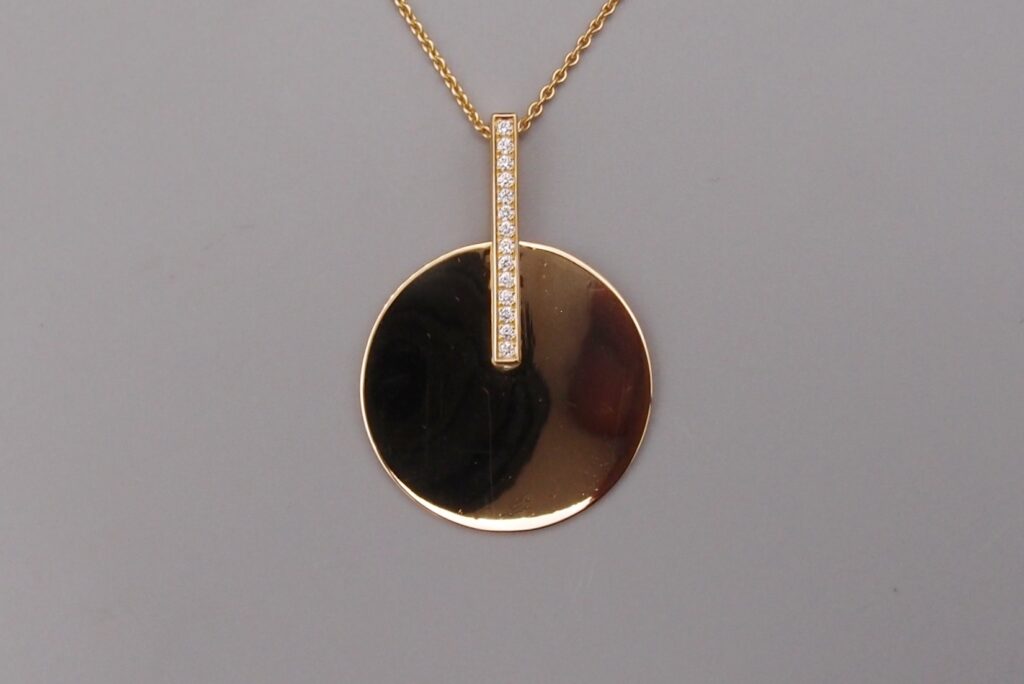 pendentif cible or jaune diamants