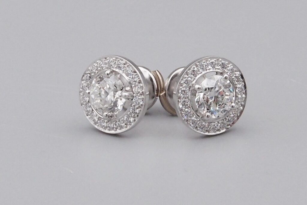 boucles d'oreilles diamants