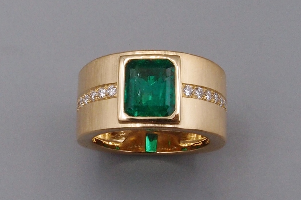 Bague En Or Gris 18 Carats - émeraude Et Diamants - Taille 54, Occasion