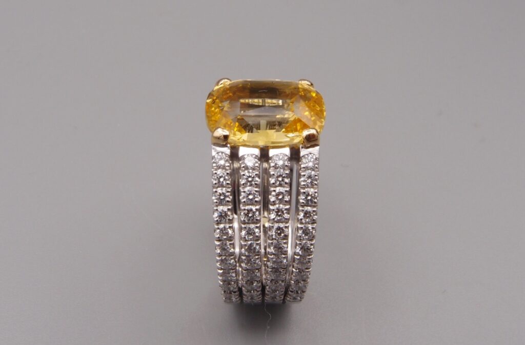 bague saphir jaune diamants