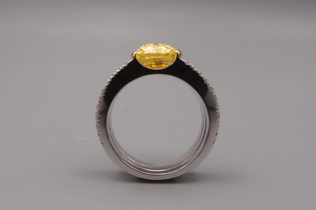 bague saphir jaune