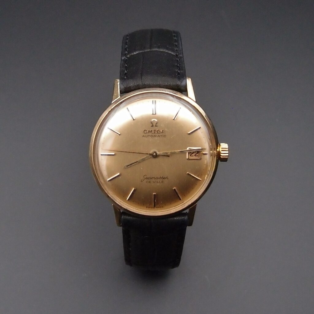 Montre bracelet Omega automatique “Seamaster De Ville” , or 18 carats , vers 1965 .