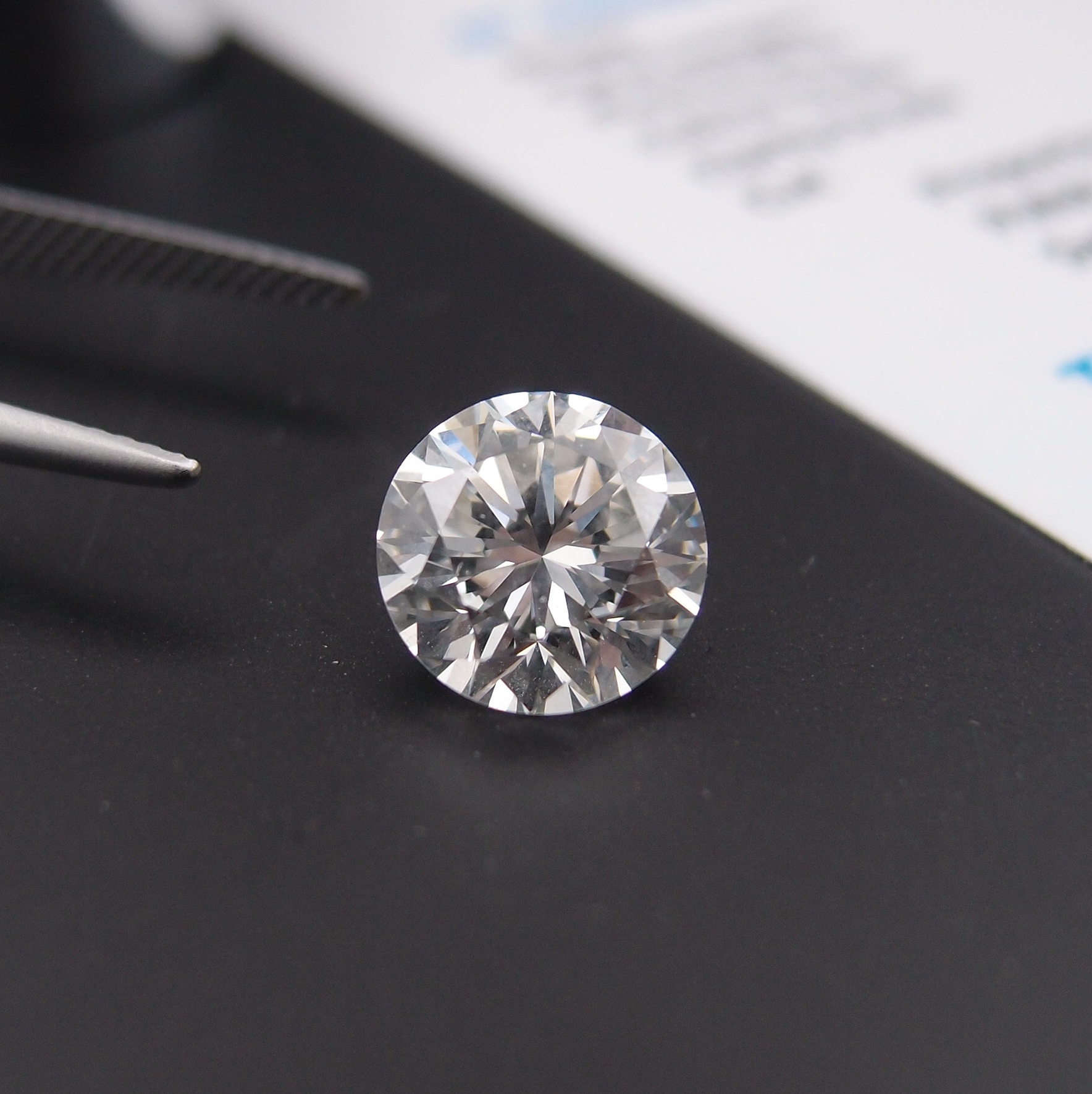 pierre diamants 2 carats