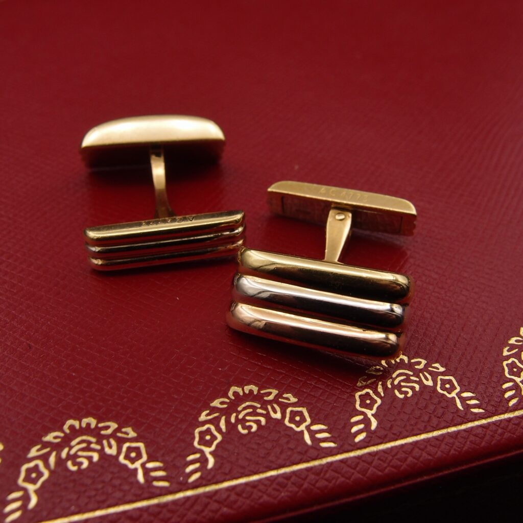 Boutons de manchettes Cartier or 18 carats
