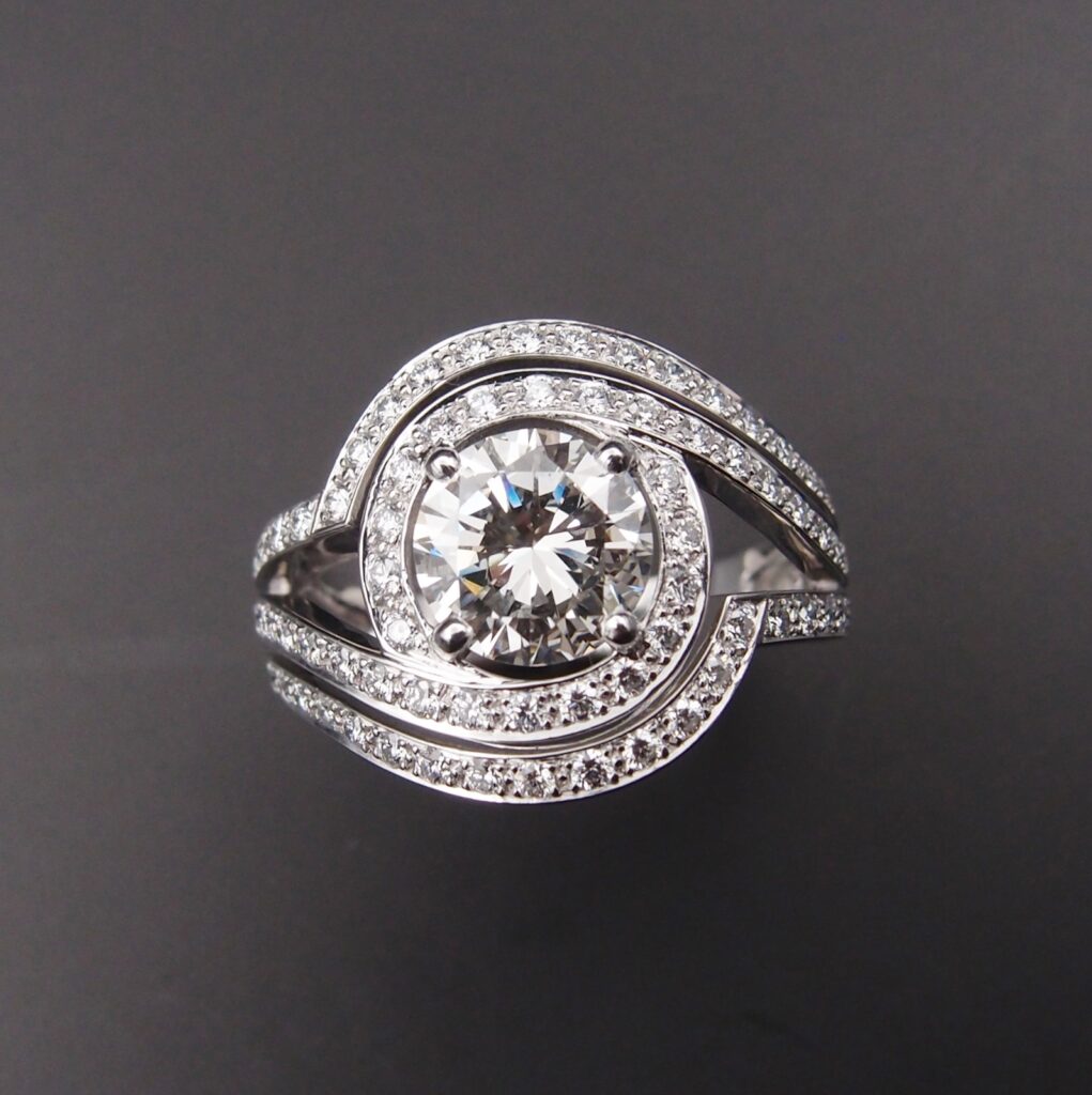 Bague Double Tourbillon diamant