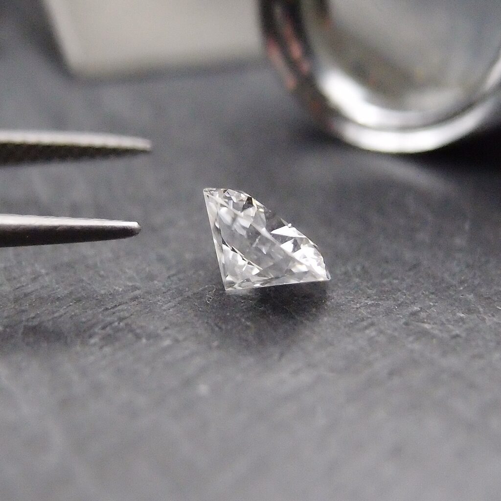 Diamant 1.64 ct D / VVS2 certif HRD