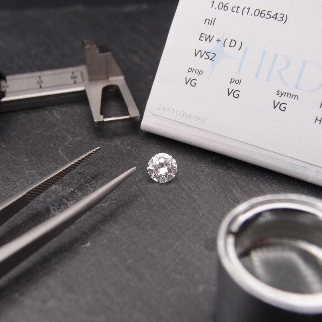 Diamant 1.06 ct D/VVS2 certif HRD