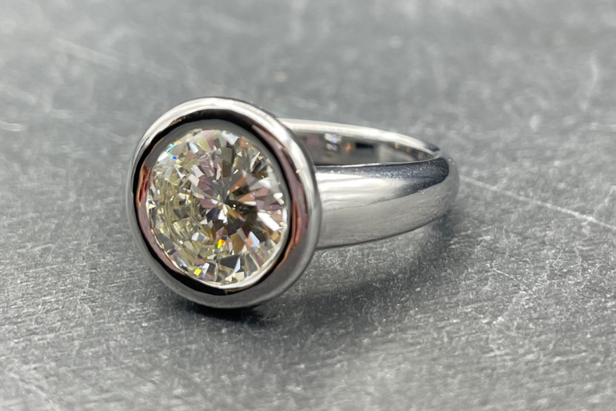 Bague diamant solitaire transformation