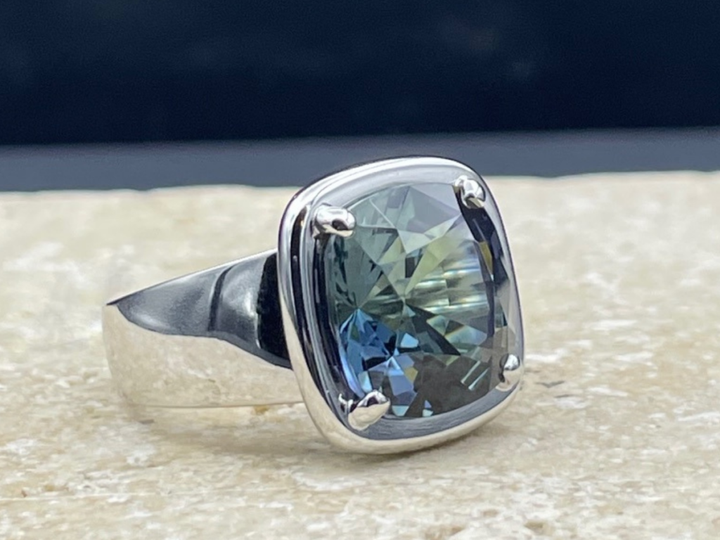 bague tanzanite