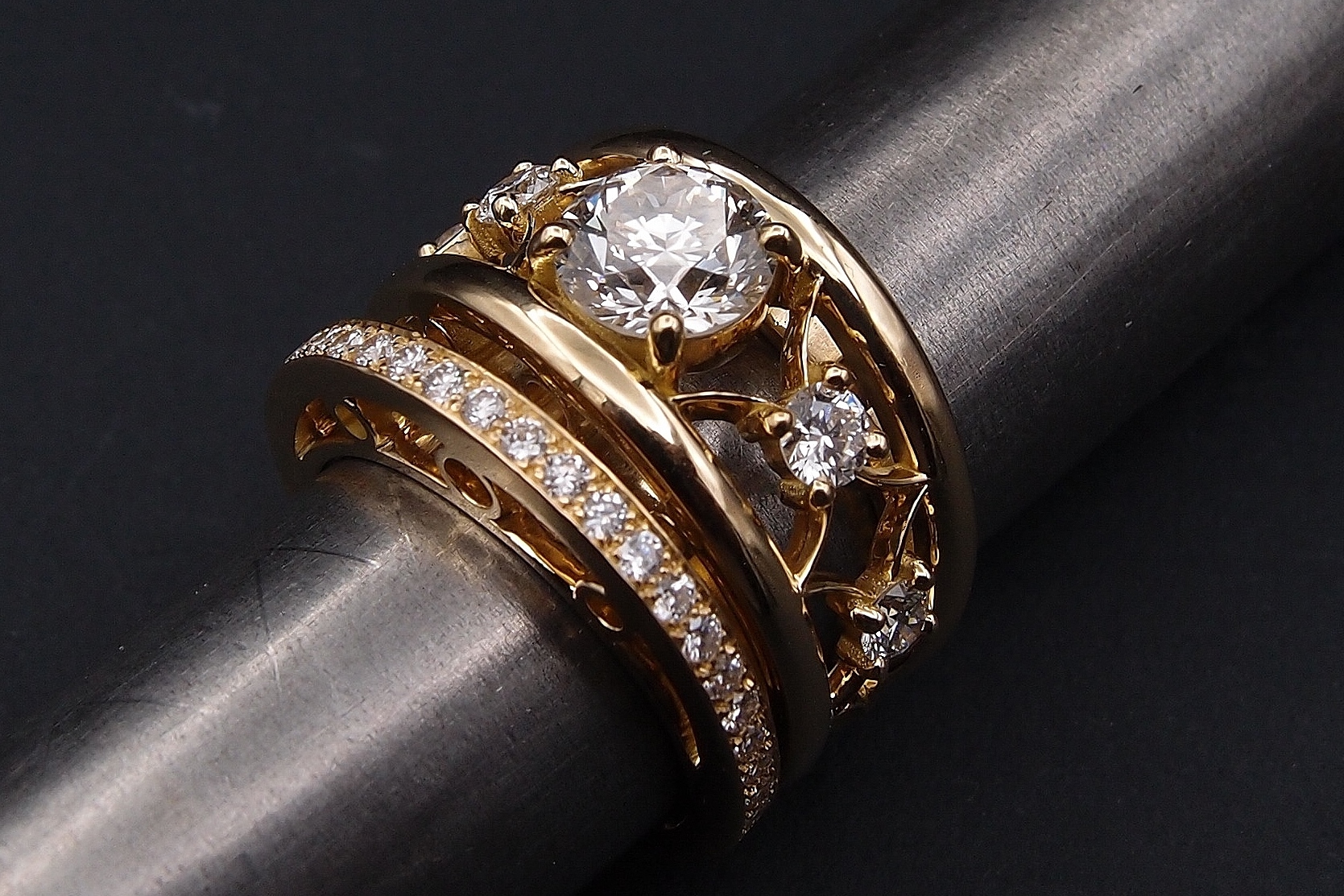 BAGUE BANDEAU DIAMANTS ET ALLIANCE DIAMANTS