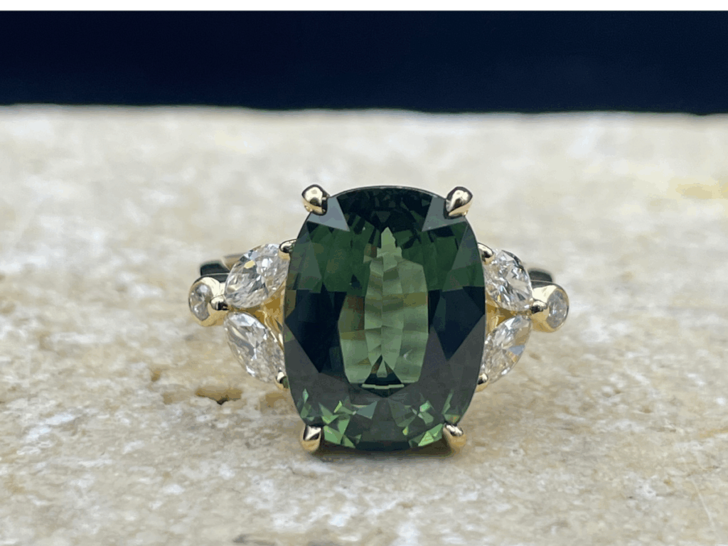Bague saphir vert or jaune