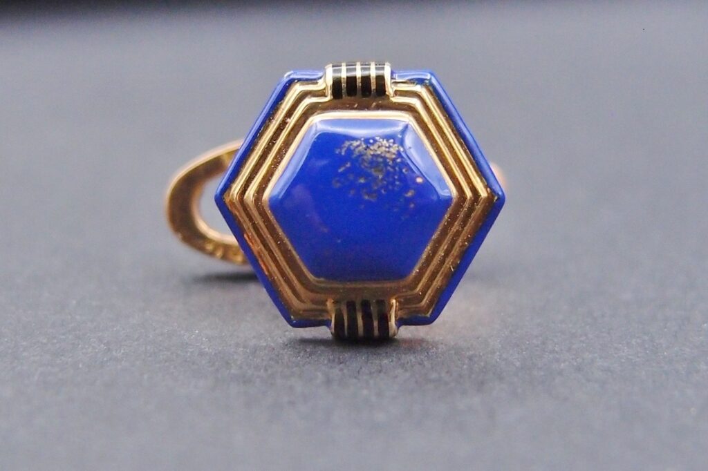 Parure de boutons Art Déco en or 18 carats et émail de la maison Gustave Keller