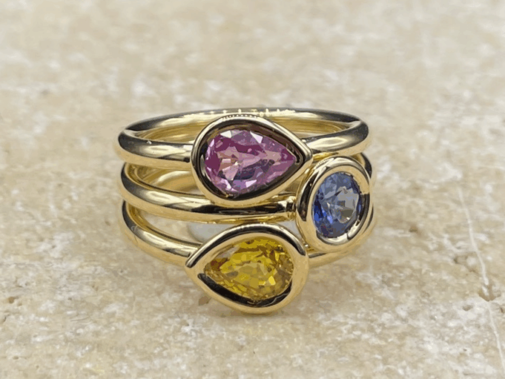 Bague or jaune saphirs