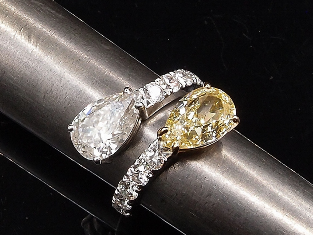 bague diamants poire blanc et jaune