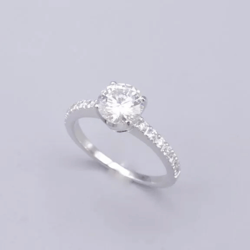SOLITAIRE SERTI CHATONS DIAMANT D’OCCASION 1 CARAT.