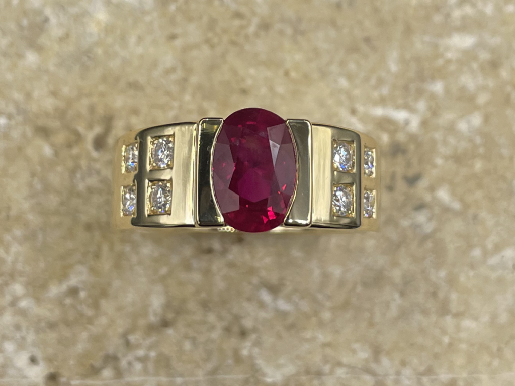 bague tube rubis or jaune