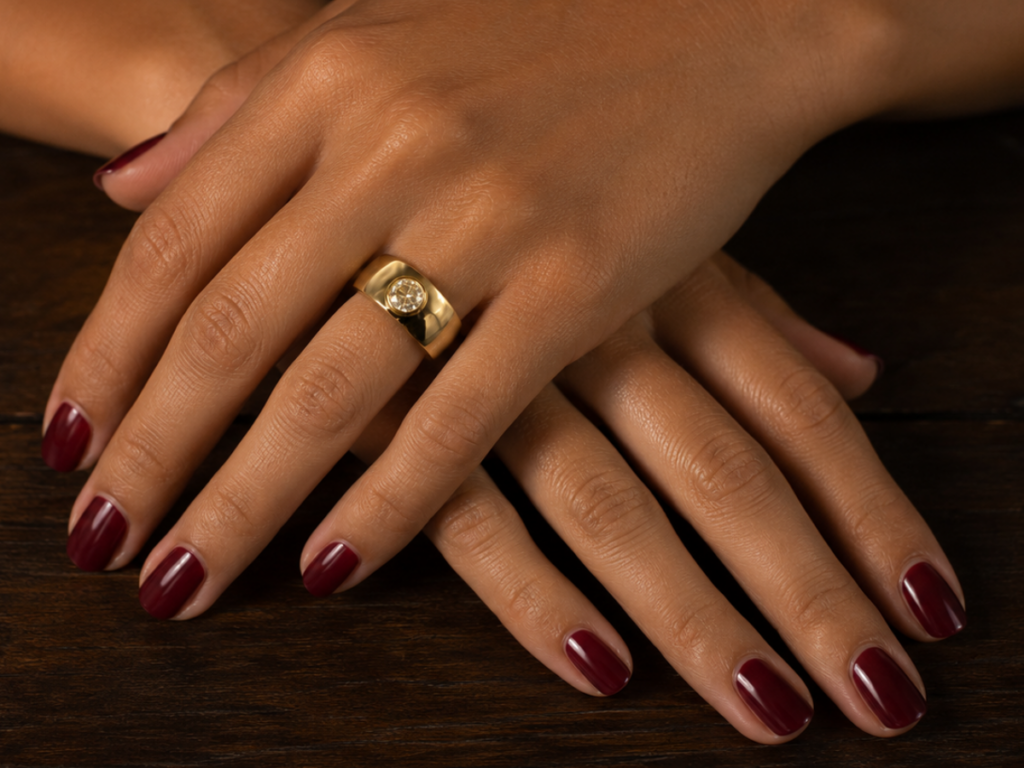 Bague jonc or jaune diamant solitaire