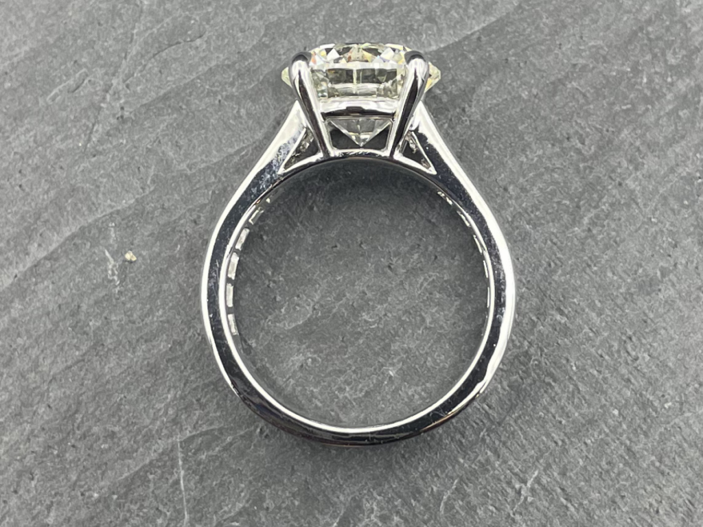 bague or blanc 18 carats diamants