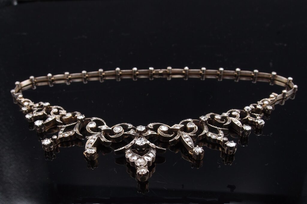 Collier 19 ème or argent et diamants